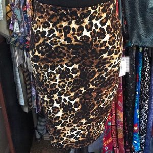 LuLaRoe Cassie leopard